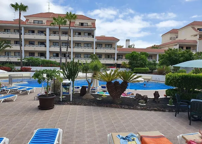 Lägenhet Spectacular Renovated Apartment, 5 Min To Camison Beach, With Aircon *
