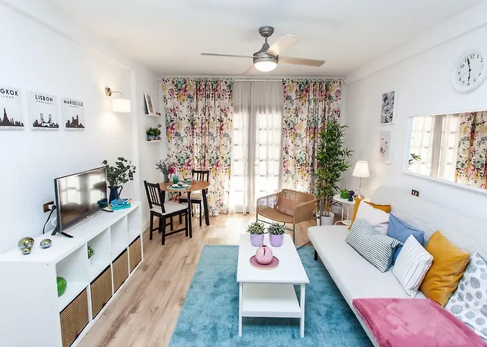 Spectacular Renovated Apartment, 5 Min To Camison Beach, With Aircon 阿罗纳
