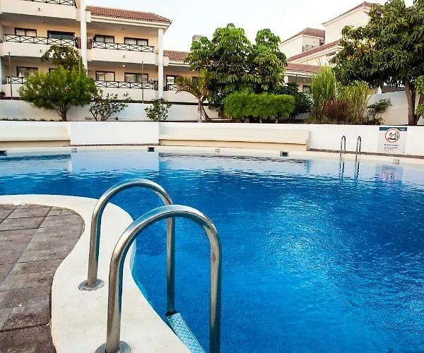 Spectacular Renovated Apartment, 5 Min To Camison Beach, With Aircon * 阿罗纳