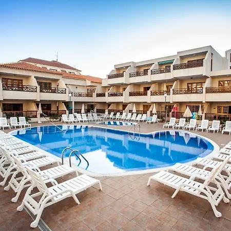 Spectacular Renovated Apartment, 5 Min To Camison Beach, With Aircon