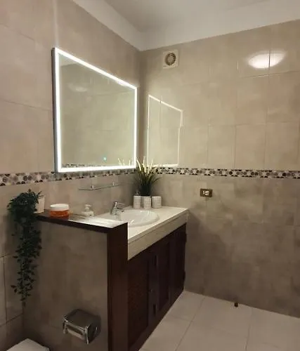 Spectacular Renovated Apartment, 5 Min To Camison Beach, With Aircon