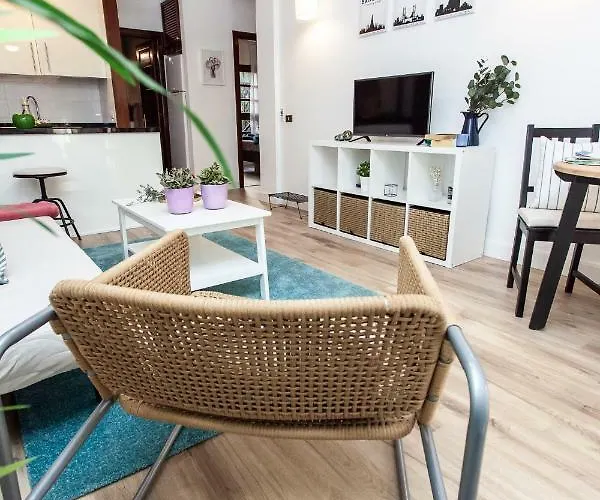 Spectacular Renovated Apartment, 5 Min To Camison Beach, With Aircon