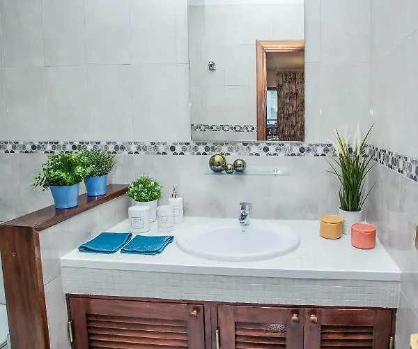 Spectacular Renovated Apartment, 5 Min To Camison Beach, With Aircon *